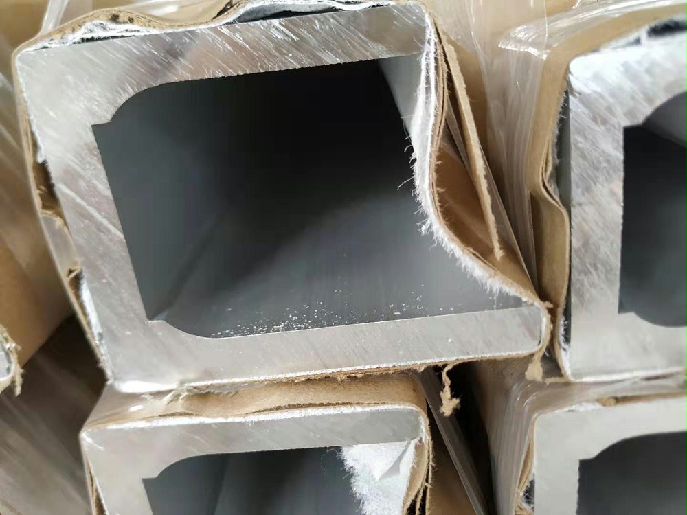 鋁型材廠(chǎng)家定制不對稱(chēng)厚壁槽鋁型材69*90mm截面