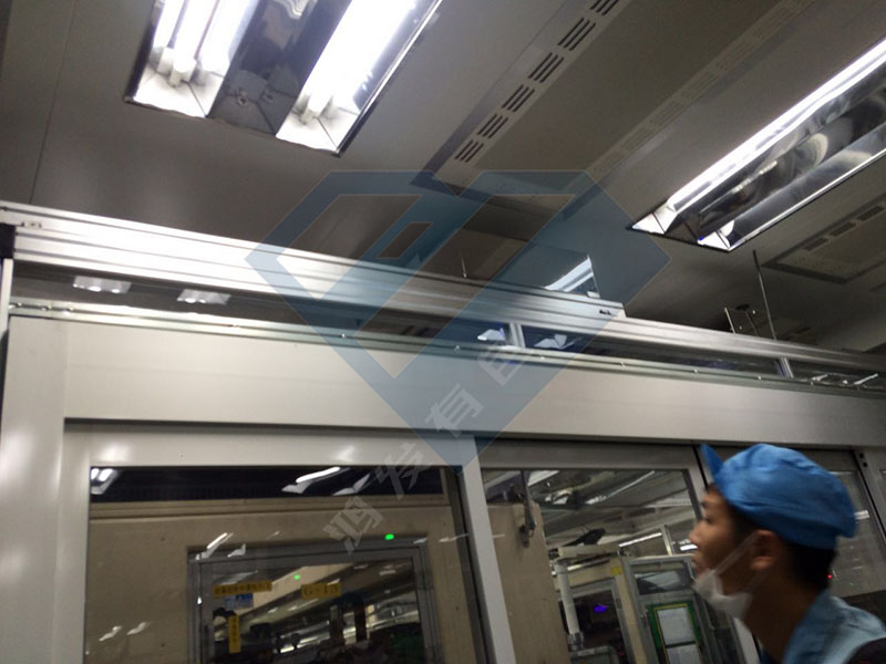 鋁型材搭建的無(wú)塵室細節