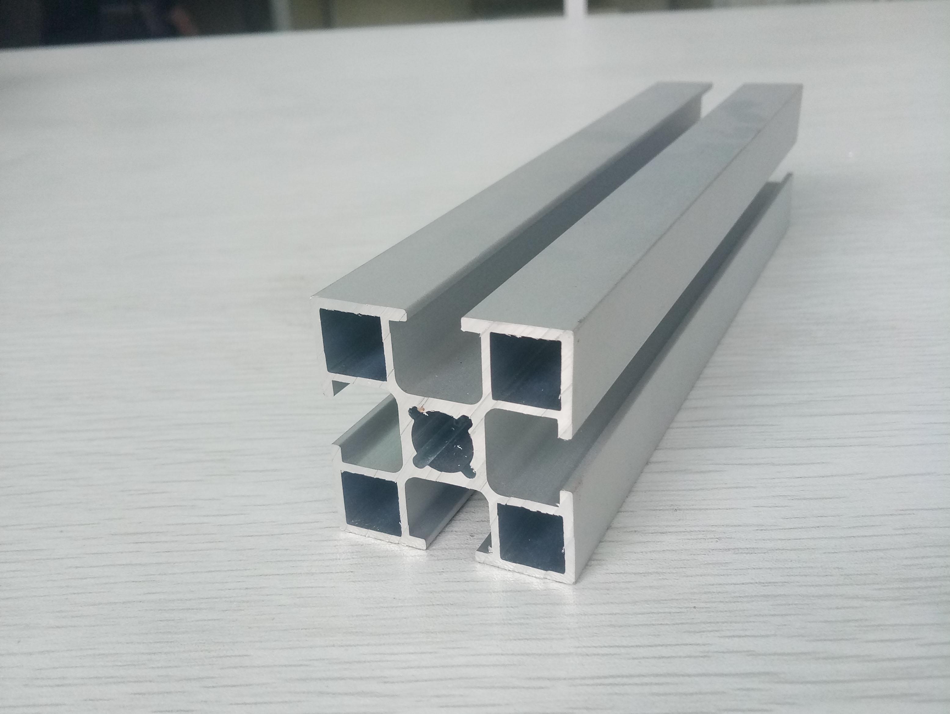 廠(chǎng)家直銷(xiāo)4040國標輕型鋁型材